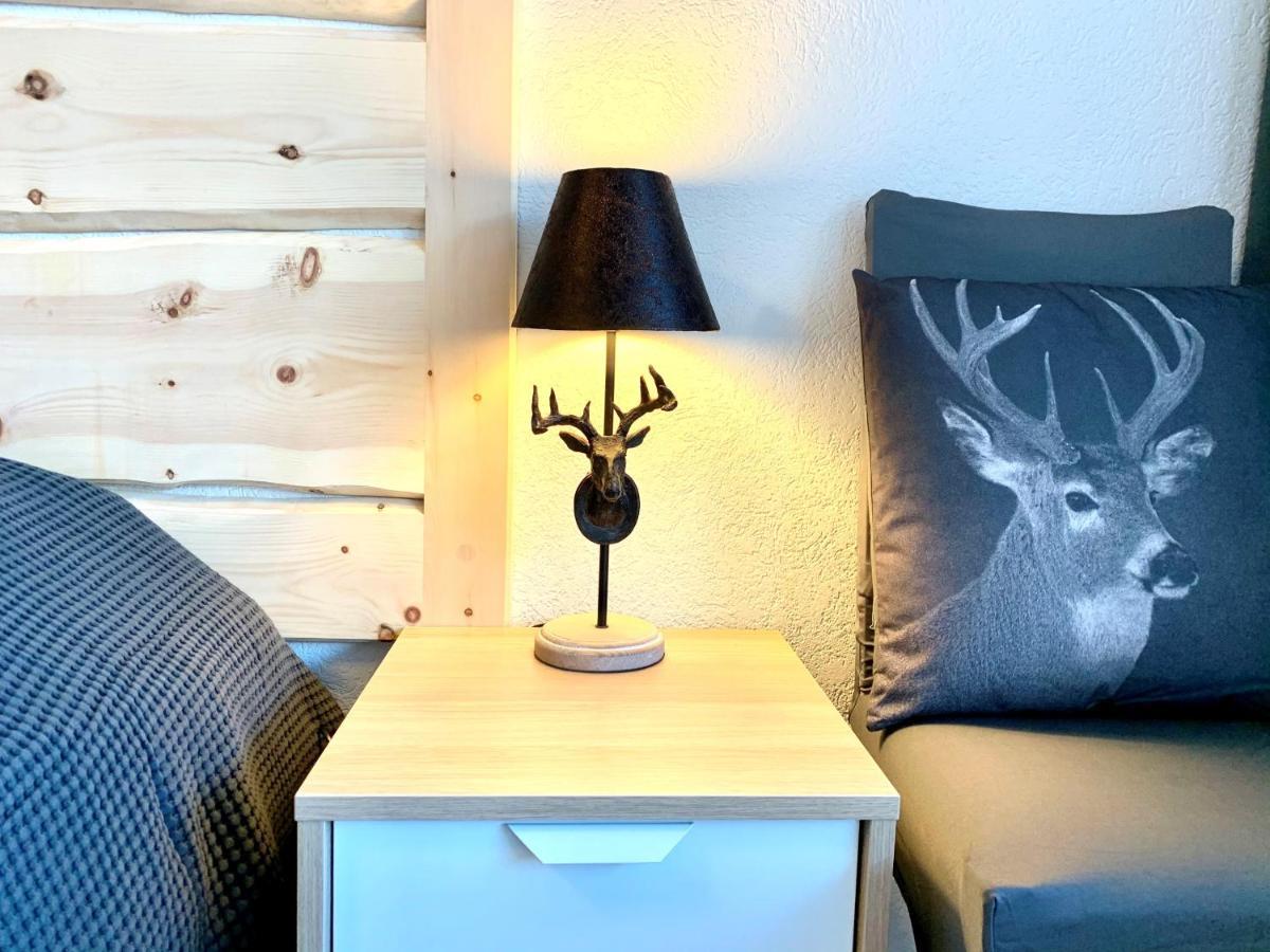 Holiday Apartment Bolgen - Close To Everything! Bolgen, Jakobshorn, Bus Stop, Train Station, Supermarket, Ski School, Ski Rentals, Restaurants And More! Давос Екстериор снимка