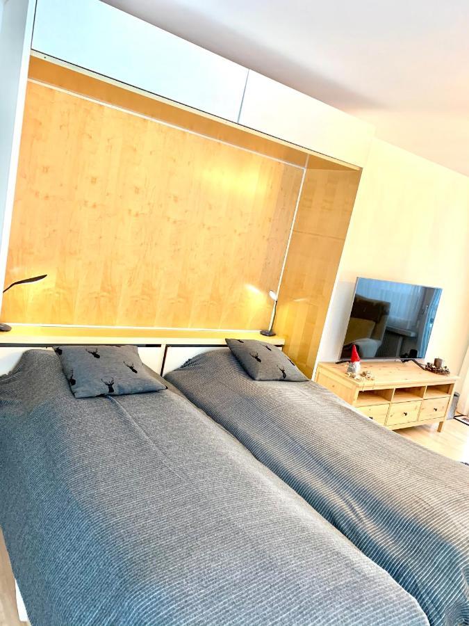 Holiday Apartment Bolgen - Close To Everything! Bolgen, Jakobshorn, Bus Stop, Train Station, Supermarket, Ski School, Ski Rentals, Restaurants And More! Давос Екстериор снимка