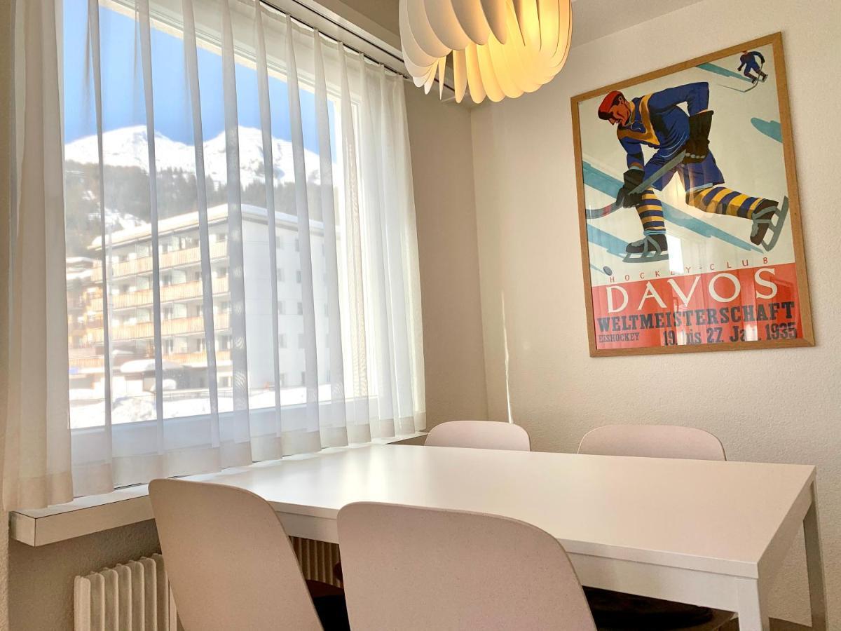 Holiday Apartment Bolgen - Close To Everything! Bolgen, Jakobshorn, Bus Stop, Train Station, Supermarket, Ski School, Ski Rentals, Restaurants And More! Давос Екстериор снимка